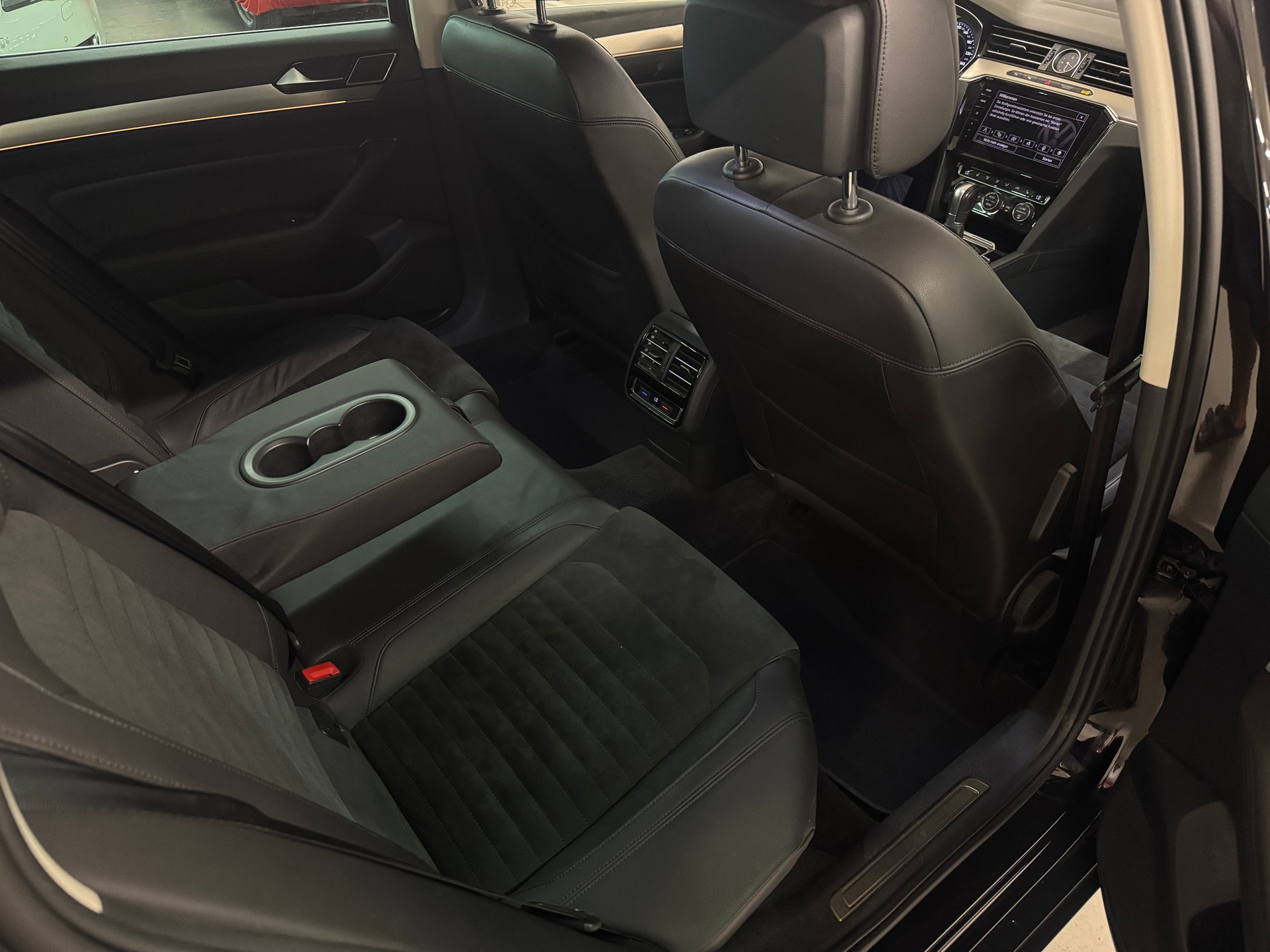 VW Passat Variant 2.0 TDI BMT Highline DSG 4Motion I Ab MFK 05.25 I Ab Service I 8-fach I CH-Fhrz. I TOP Angebot I-image-9
