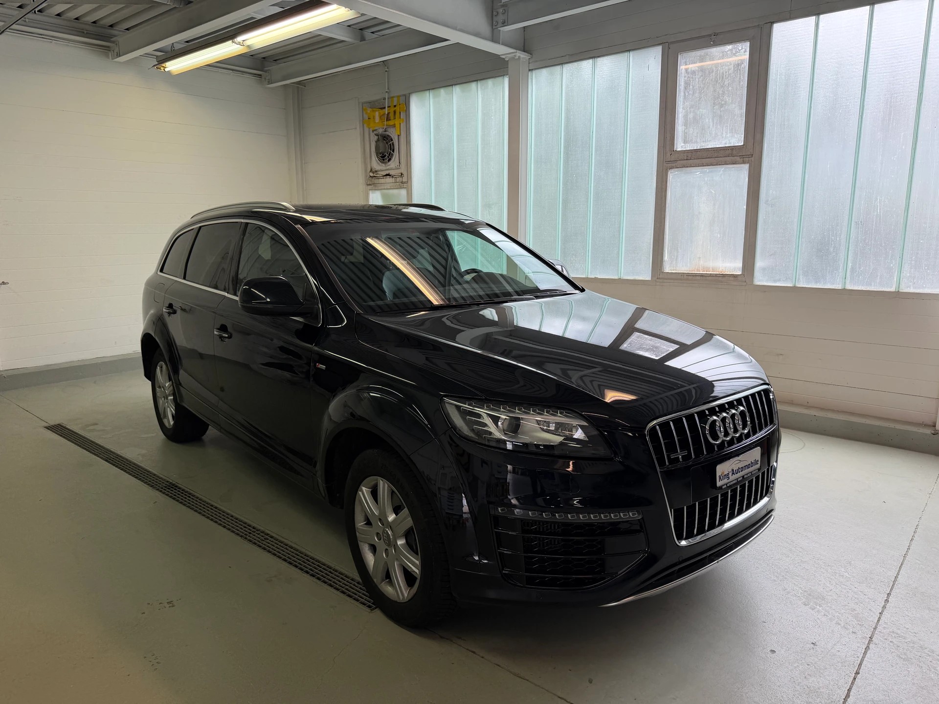 AUDI Q7 3.0 TDI addBlue quattro tiptronic | MFK 04.2025 | AHK 3.2t. | 7-Plätzer | S-Line-image-0