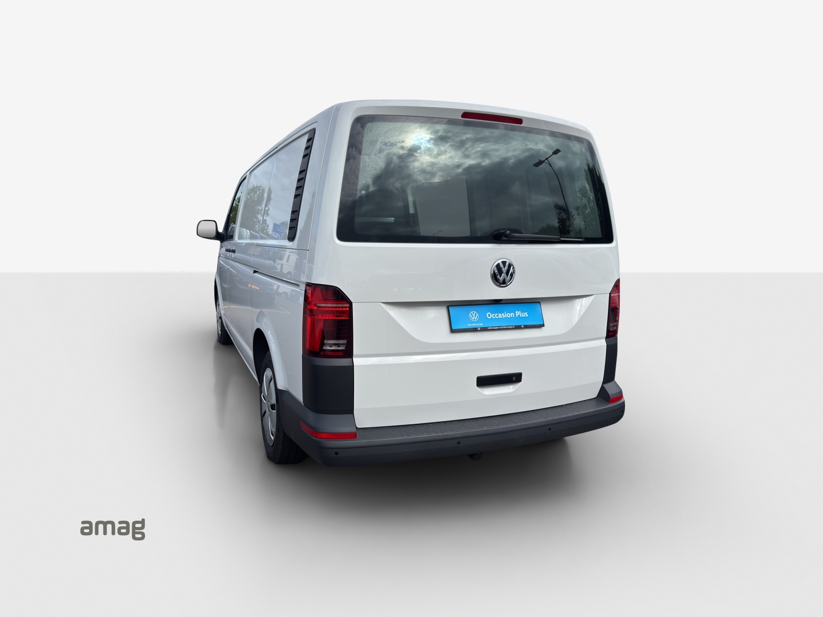 VW T6.1 2.0 TDI DSG-image-2