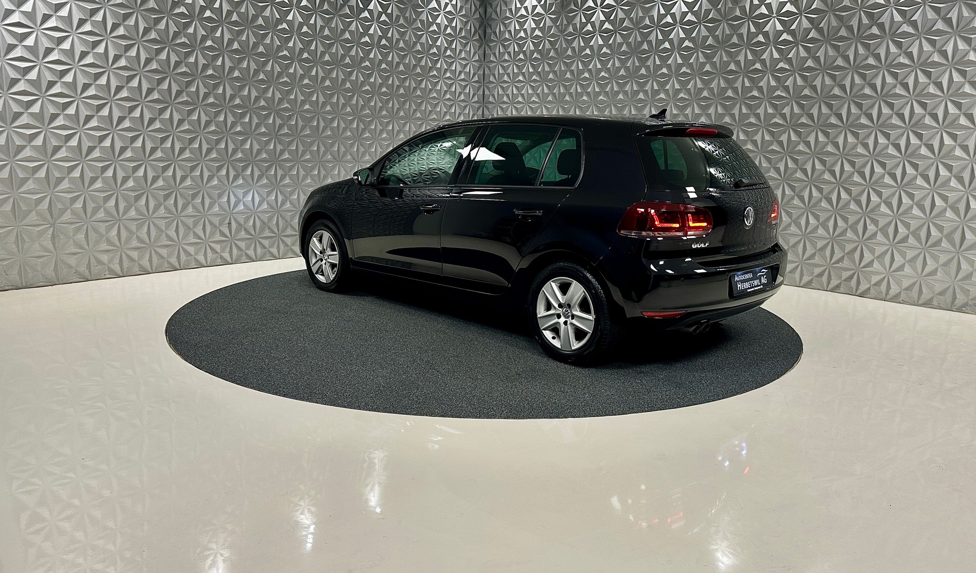 VW Golf 1.4 TSI Highline DSG-image-6