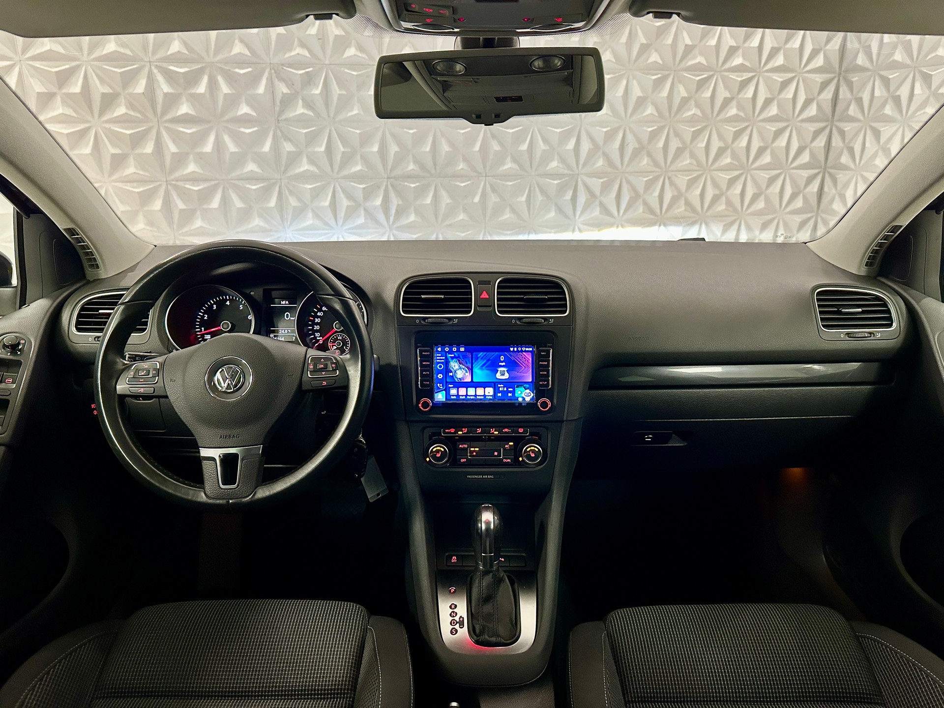 VW Golf 1.4 TSI Highline DSG-image-13