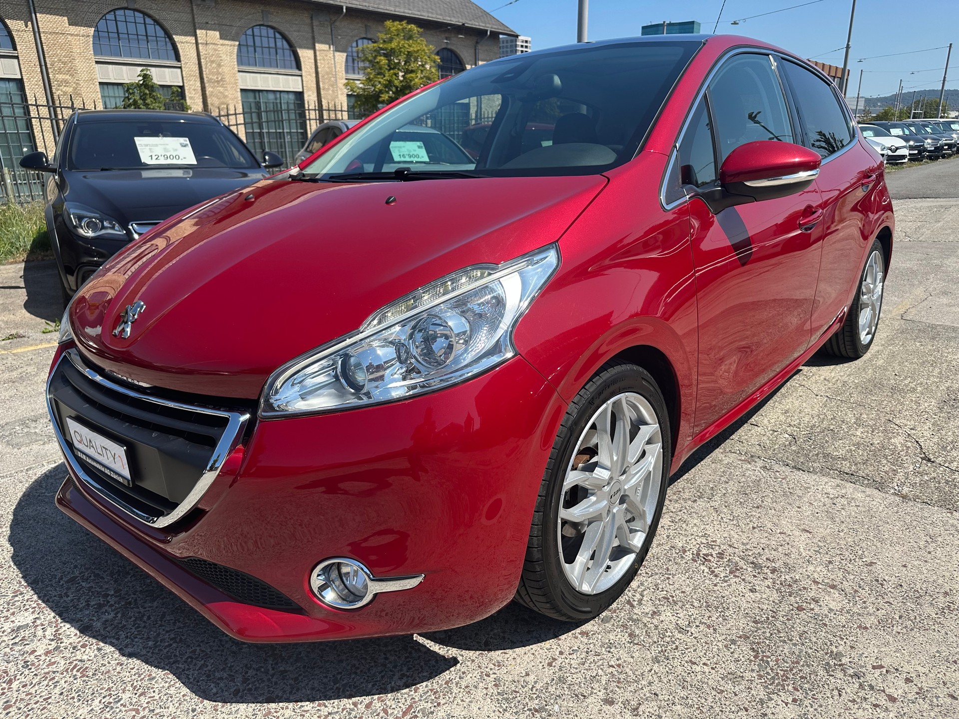 PEUGEOT 208 1.6 VTI Allure Automatik-image-0