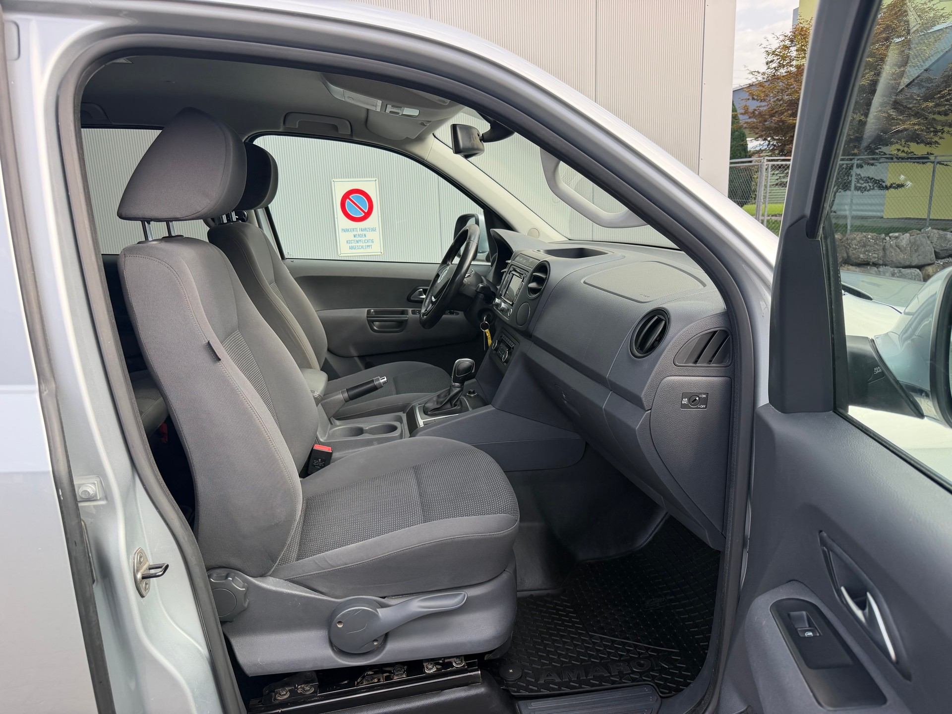 VW Amarok 2.0 BiTDI 4Motion permanent A*NUR 56000 KM*NAVIGATION*RÜCKFAHRKAMERA*AHK 3500 KG*-image-28
