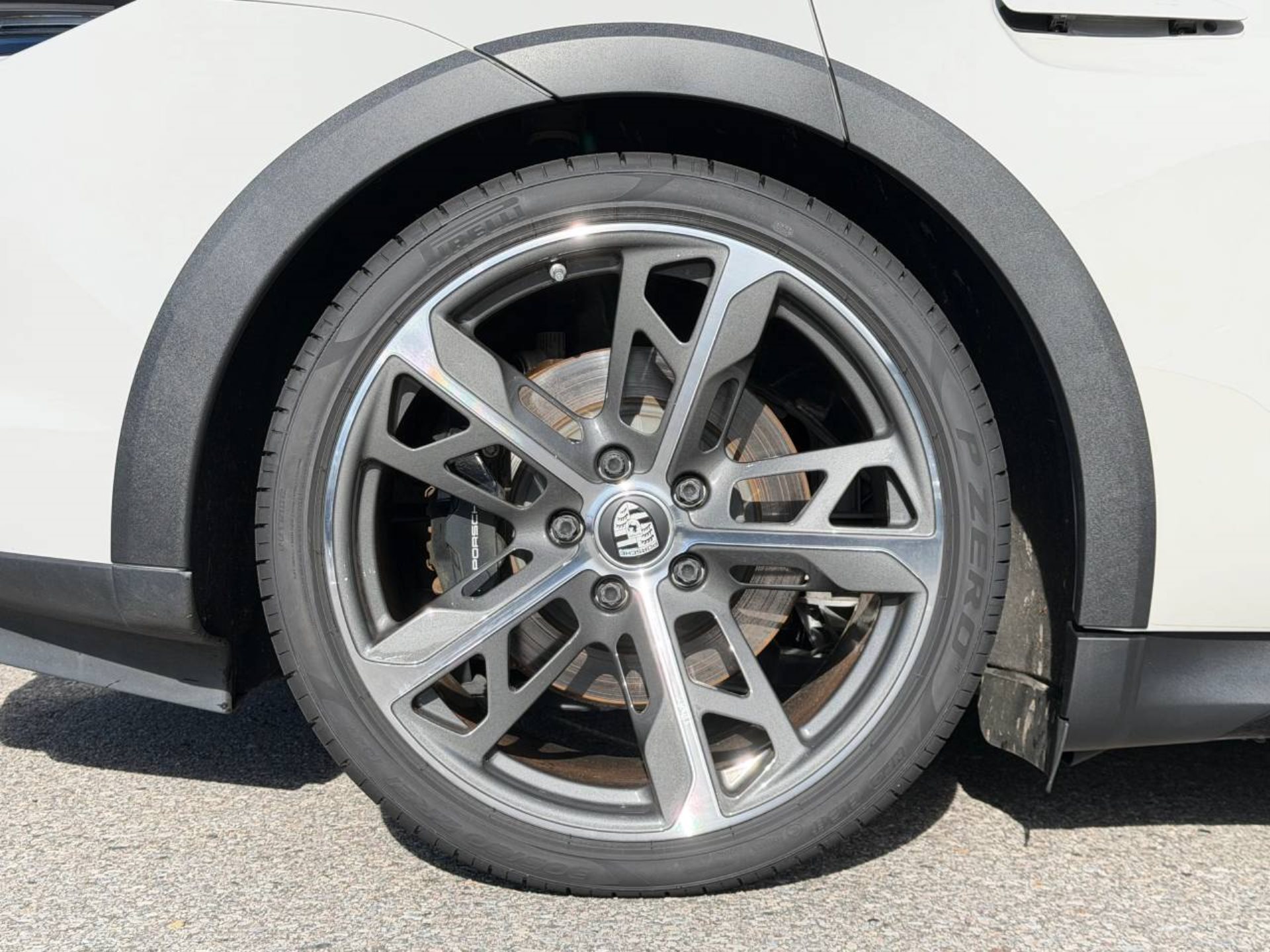 PORSCHE Taycan 4S Cross Turismo-image-11