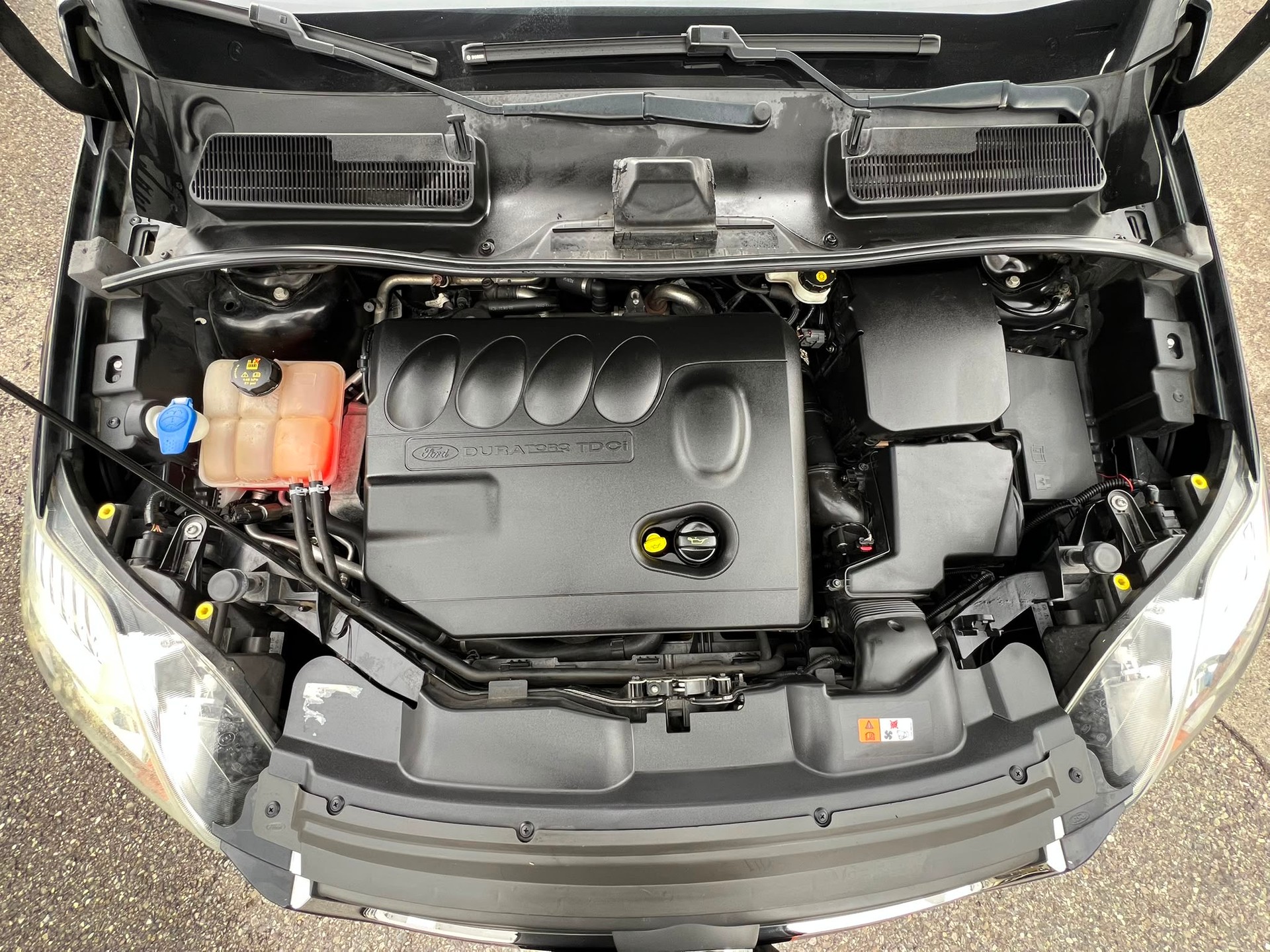 FORD Kuga 2.0 TDCi Titanium 4WD-image-12
