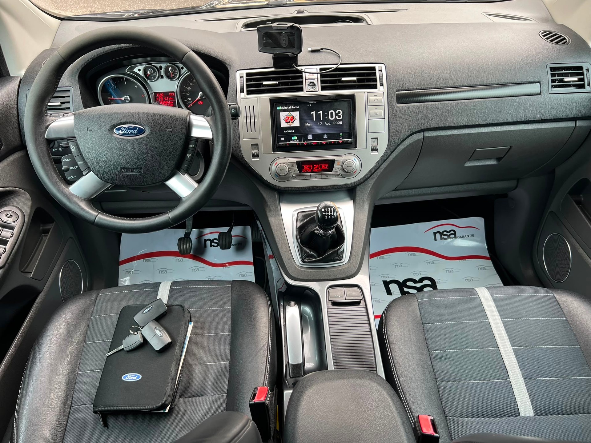 FORD Kuga 2.0 TDCi Titanium 4WD-image-8