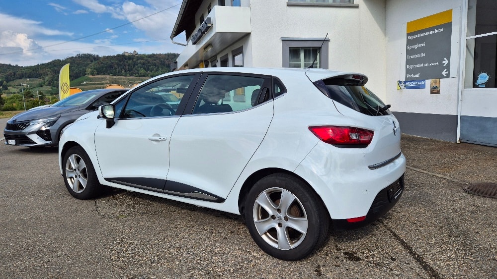 RENAULT Clio 0.9 12V Swiss Edition-image-2