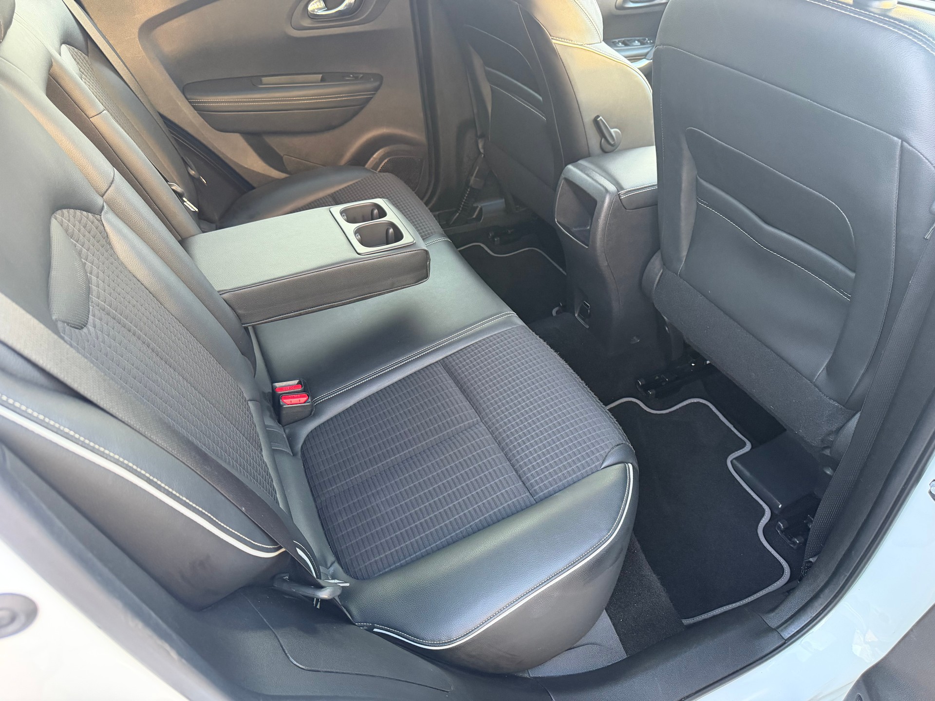 RENAULT Kadjar 1.2 16V Turbo Bose-image-12