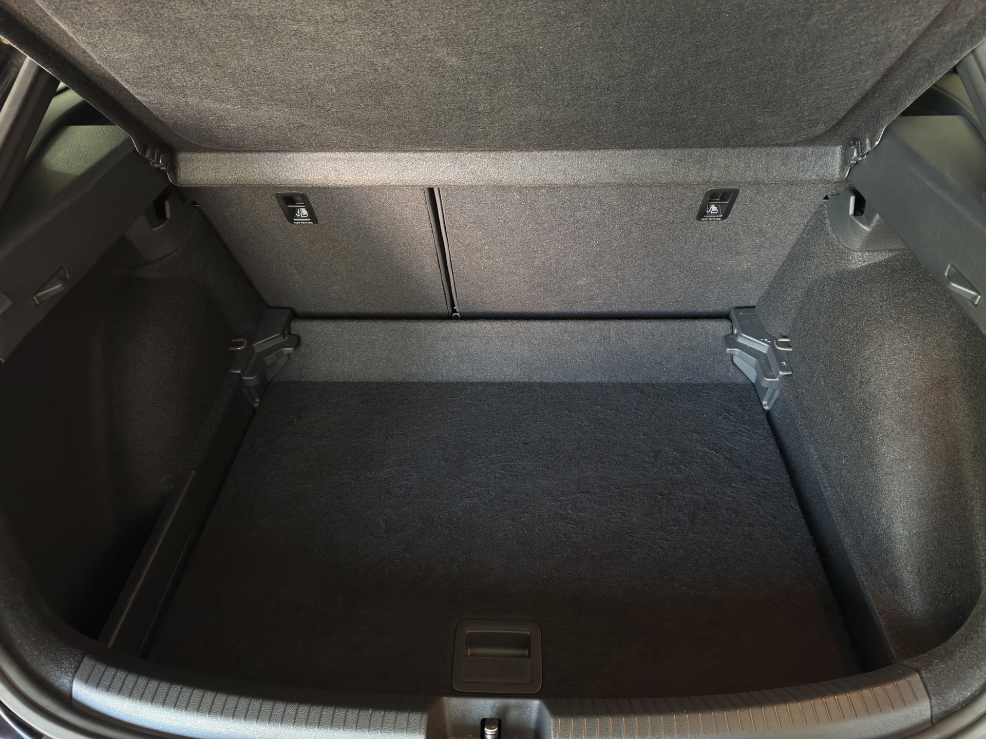 VW Taigo 1.5 TSI R-Line Business DSG "RF.-Kamera-Navi-Side&Lane Assist"-image-20