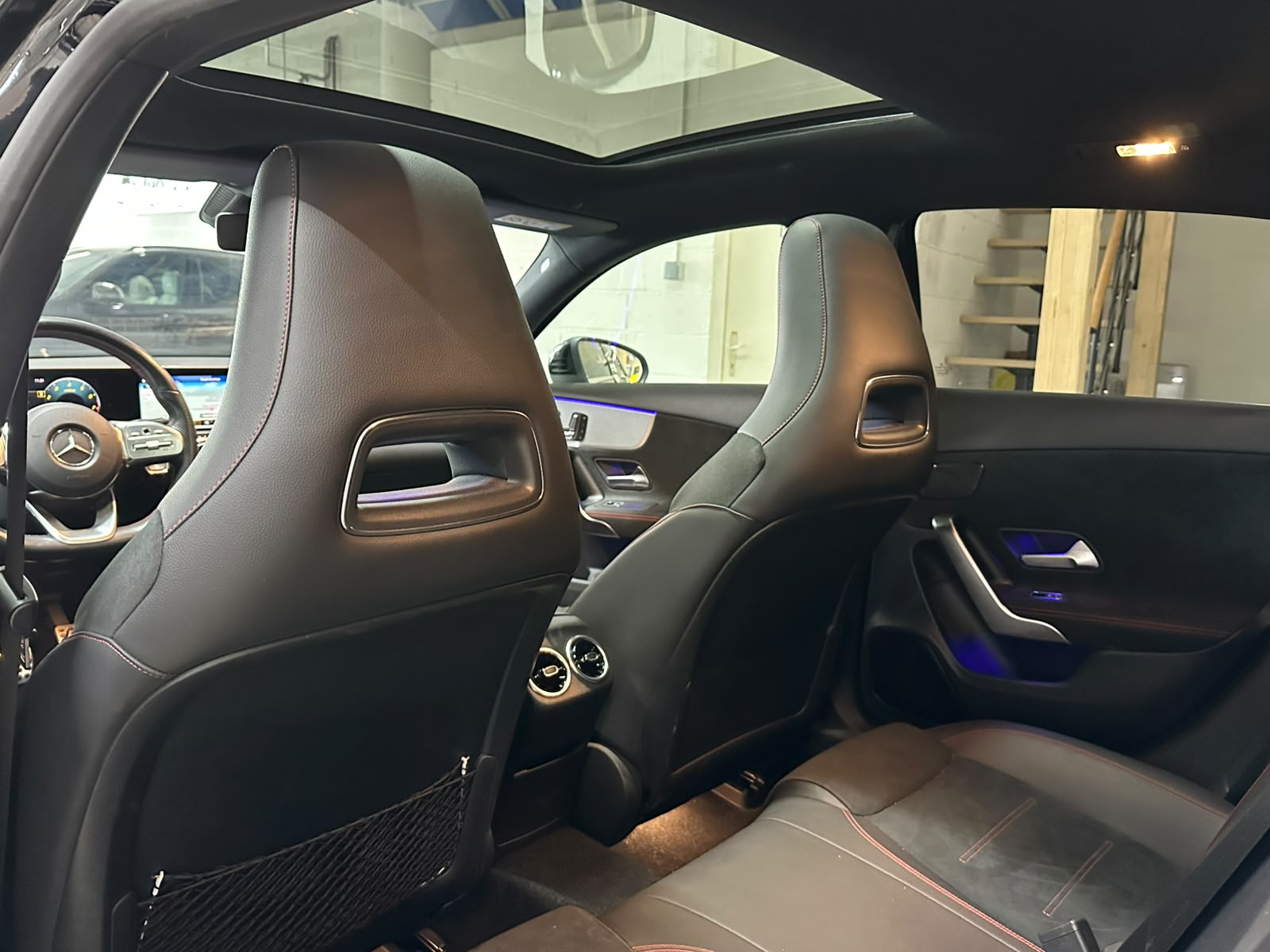 MERCEDES-BENZ A 220 Progressive 7G-DCT-image-8