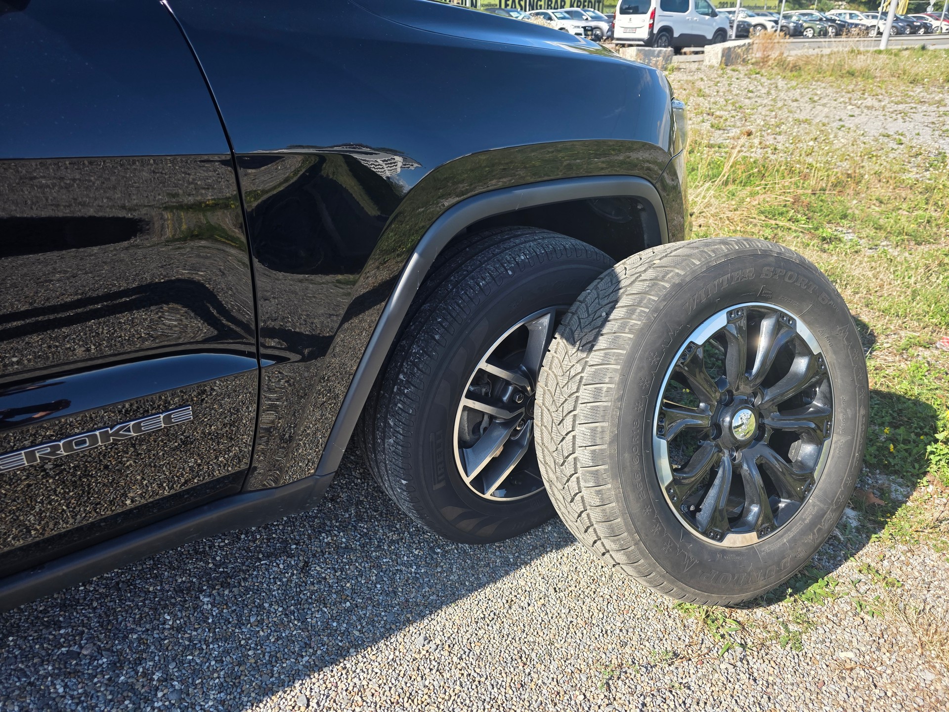 JEEP Grand Cherokee 3.0 CRD Limited Automatic-image-25
