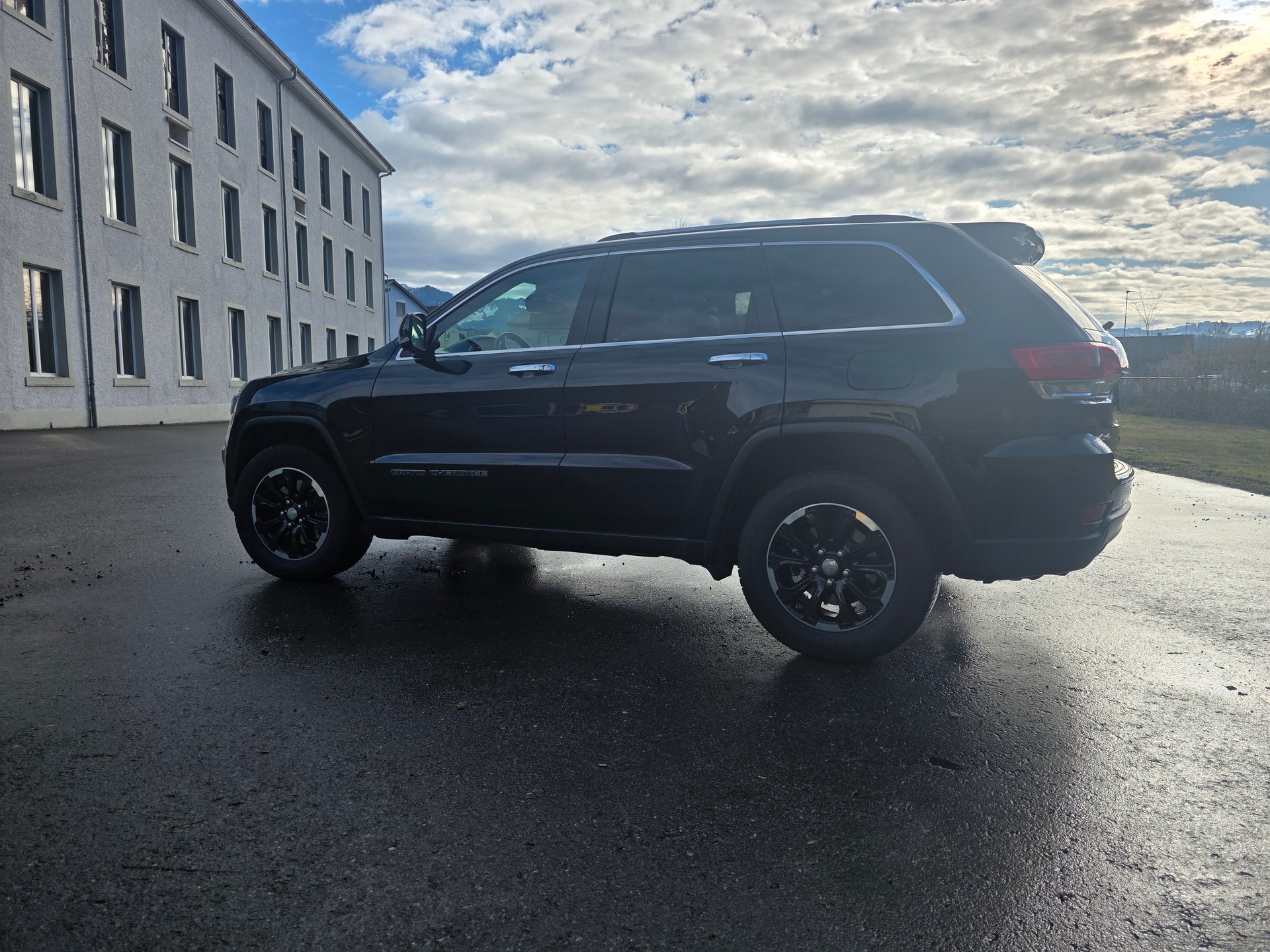 JEEP Grand Cherokee 3.0 CRD Limited Automatic-image-11