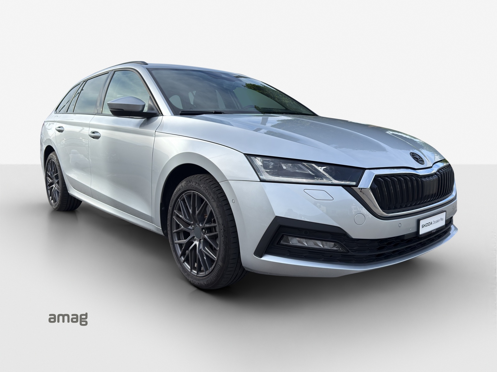 SKODA Octavia Combi 2.0 TDI DSG Ambition 4x4-image-5