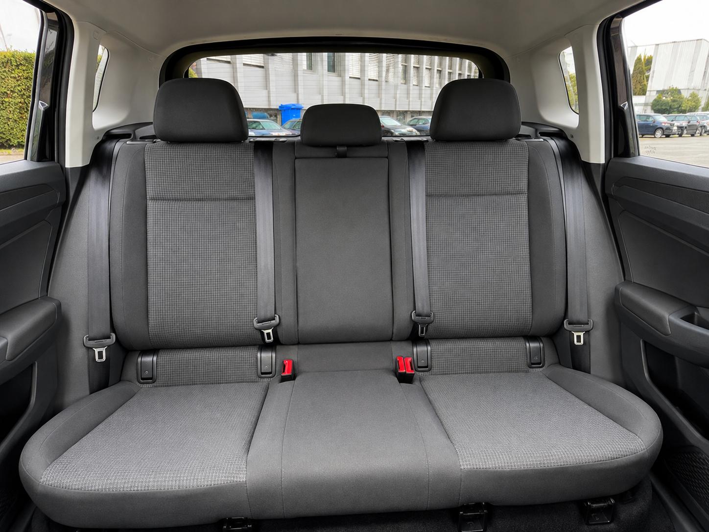 VW Maxi 2.0 TDI 122 Liberty DSG-image-4
