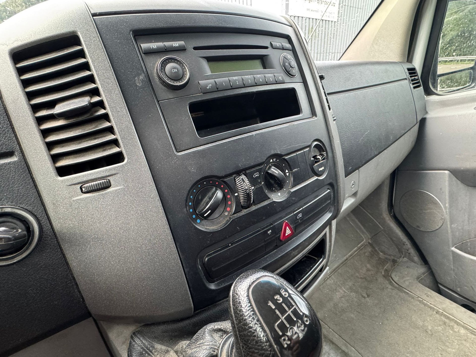MERCEDES-BENZ Sprinter 313 CDI Standard-image-8