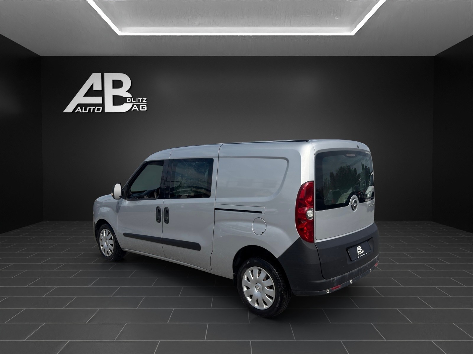 OPEL Combo 1.6 CDTI ecoFLEX 2.4 L2H1-image-2