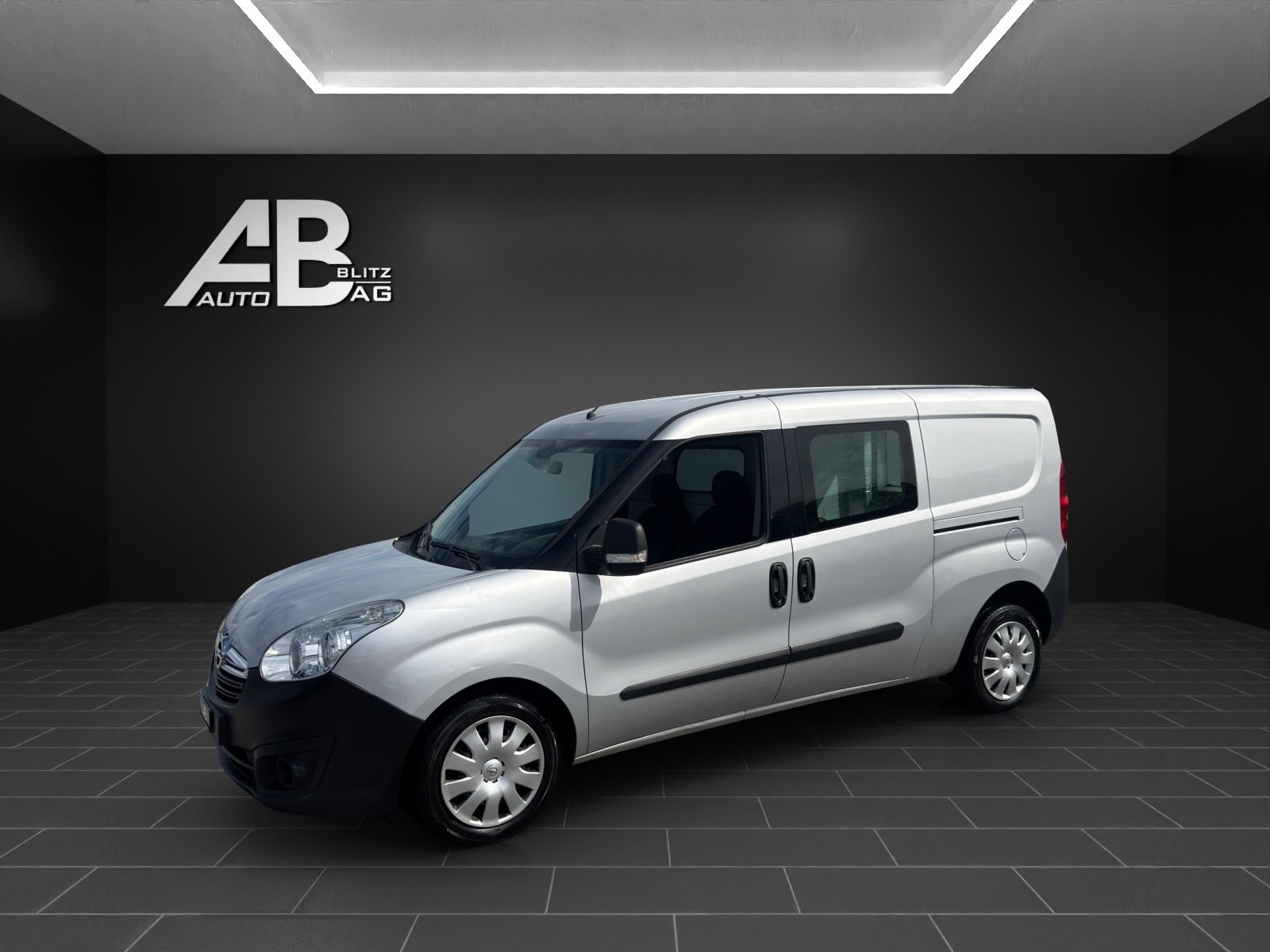OPEL Combo 1.6 CDTI ecoFLEX 2.4 L2H1-image-1