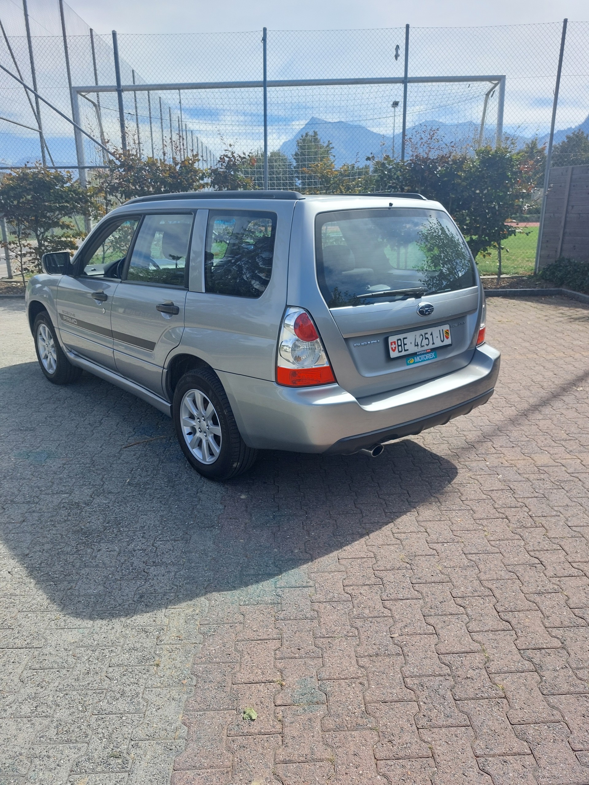 SUBARU Forester 2.0X Limited (Club)-image-3