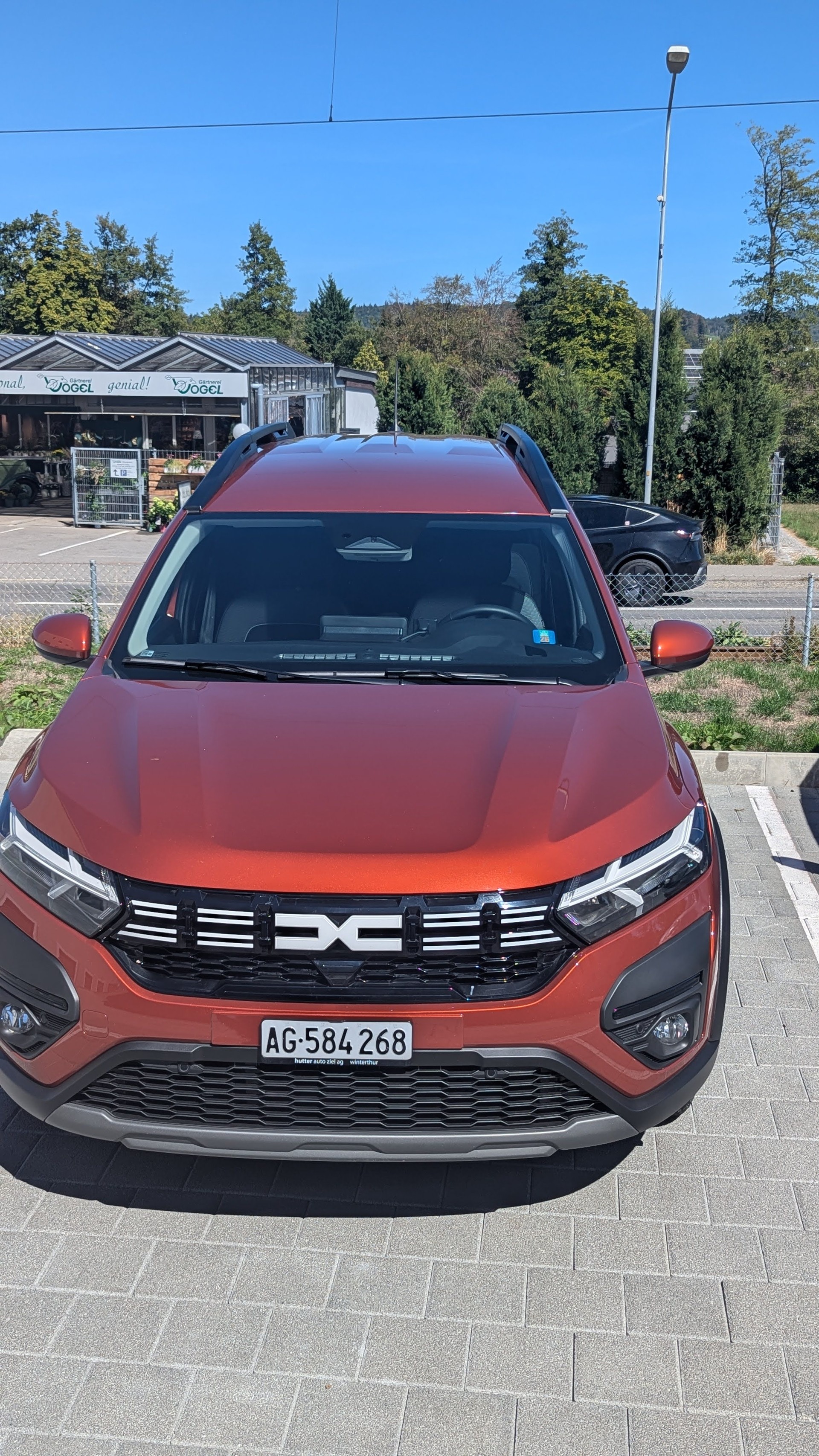 DACIA 1.0 TCe Expression 7P-image-1