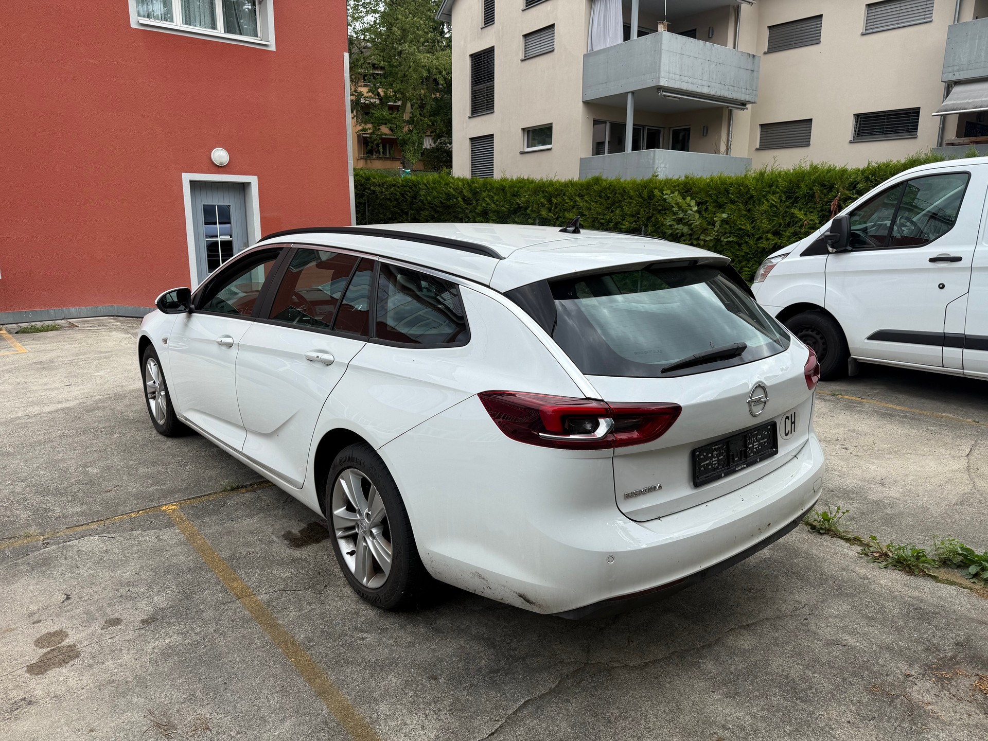 OPEL Insignia 1.6 CDTI Sports Tourer Excellence Automatic-image-5