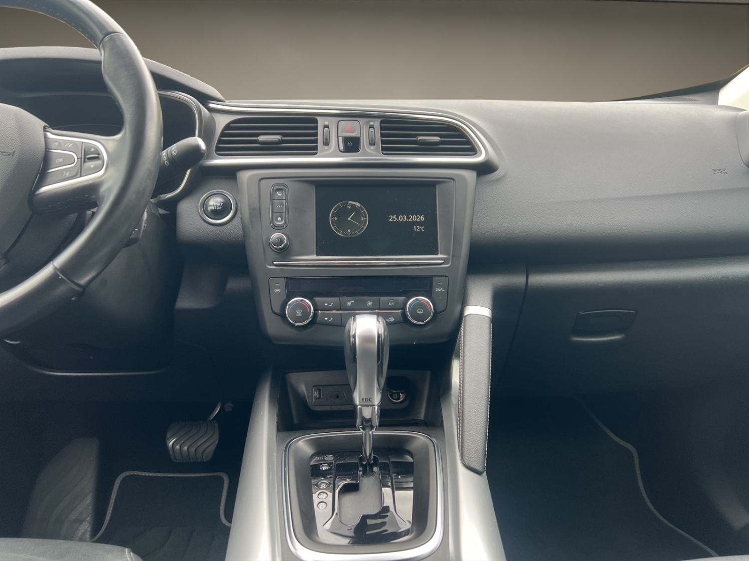 RENAULT Kadjar 1.2 TCe 90th Anniv. EDC-image-10