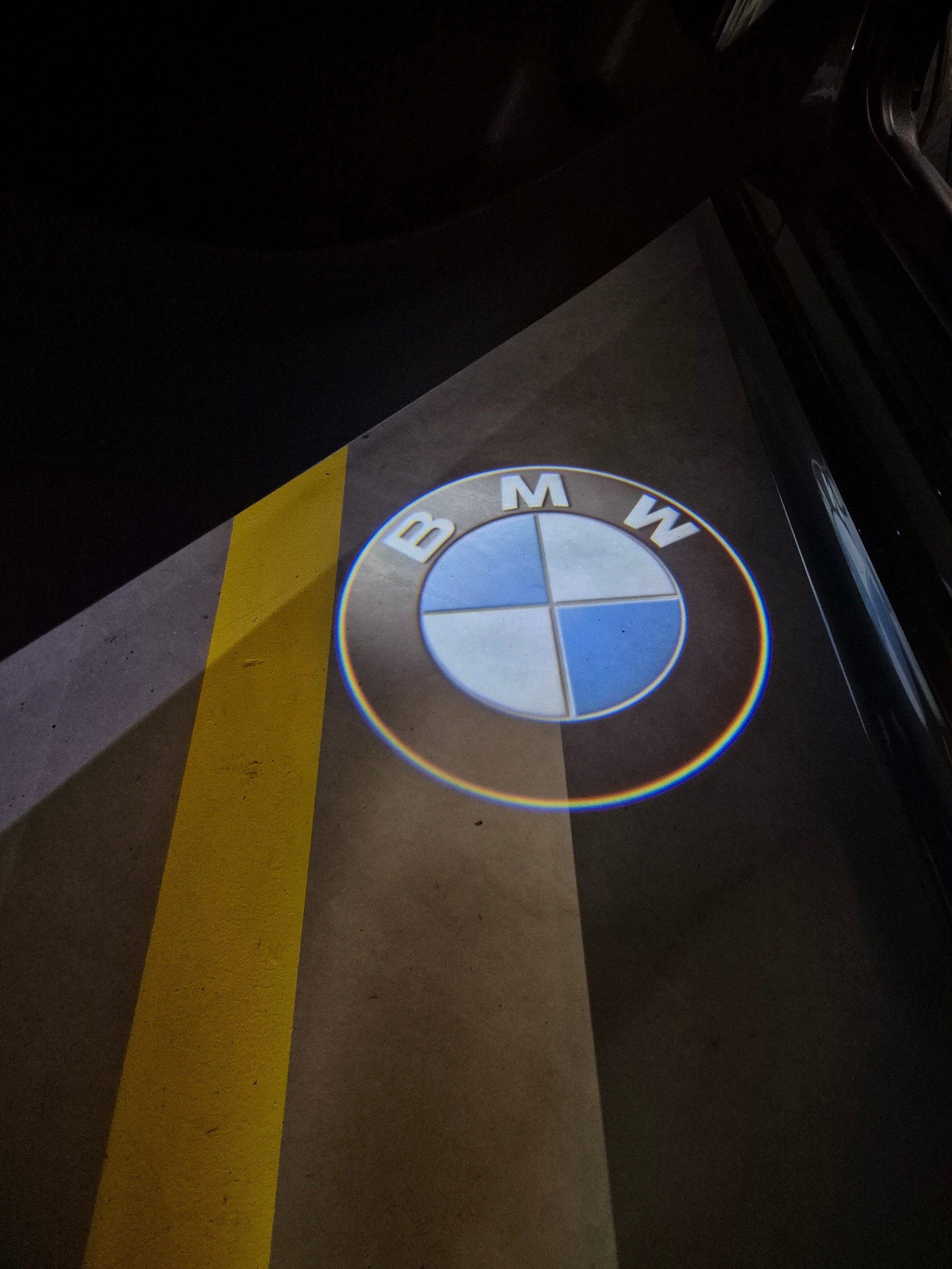 BMW 230i M-Sport-image-4