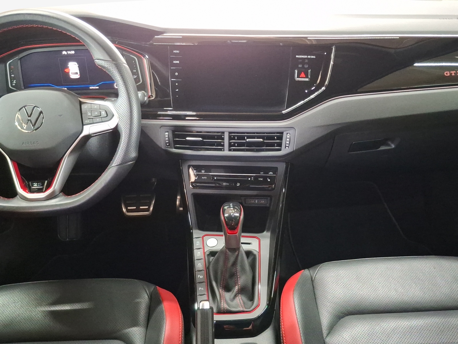 VW Polo 2.0 TSI GTI United DSG-image-10