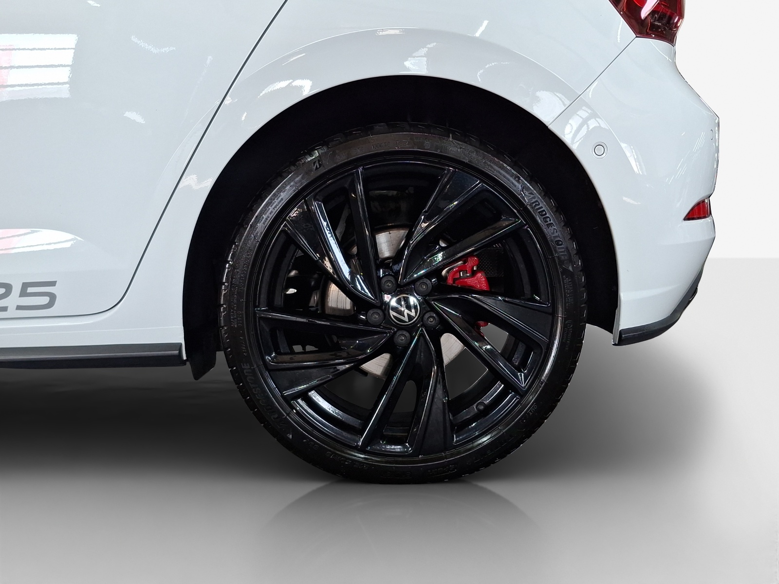VW Polo 2.0 TSI GTI United DSG-image-13