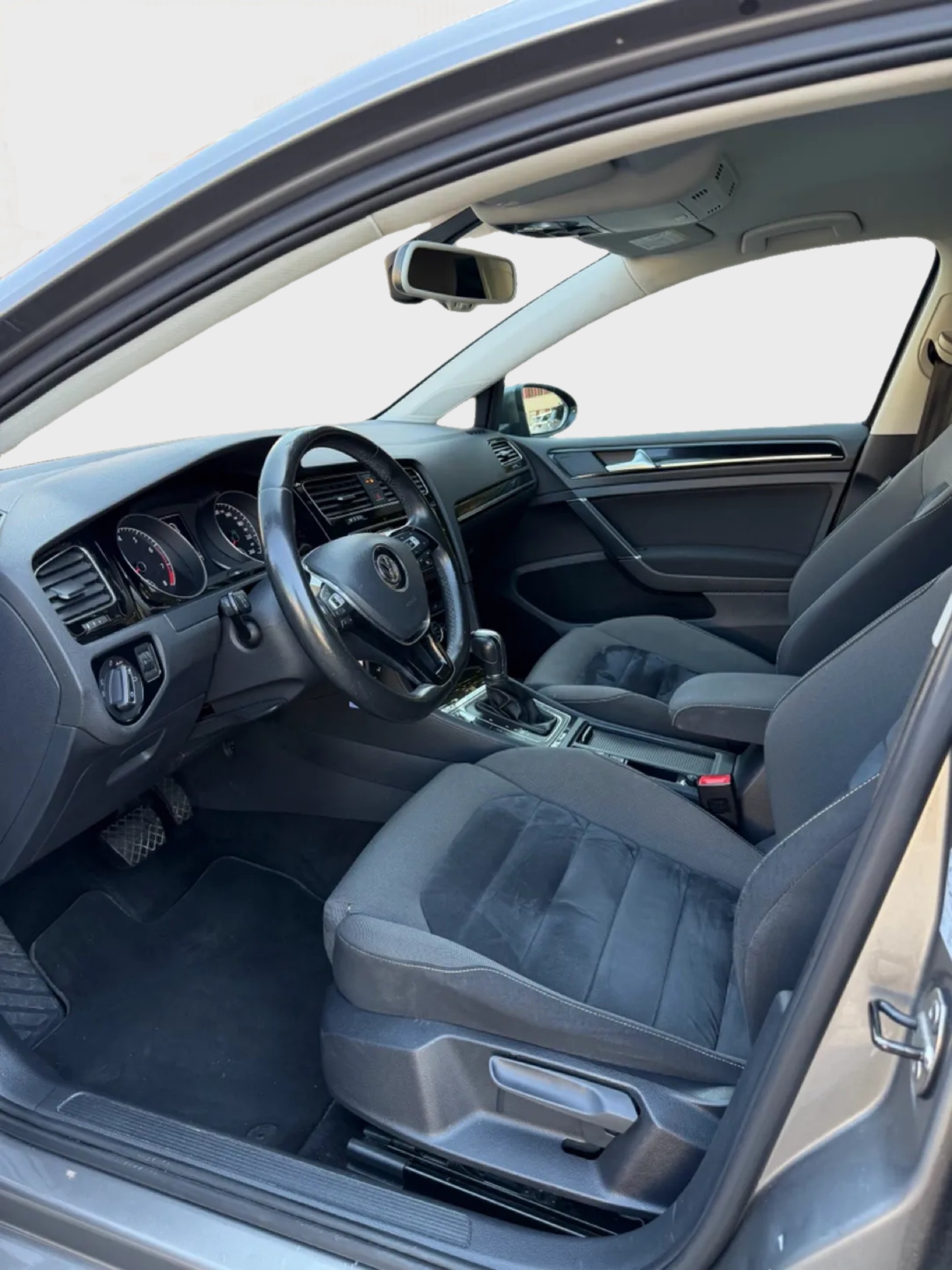 VW Golf 1.4 TSI Highline DSG Frisch ab MFK&Service&Zahnrieme gewechselt neu-image-7