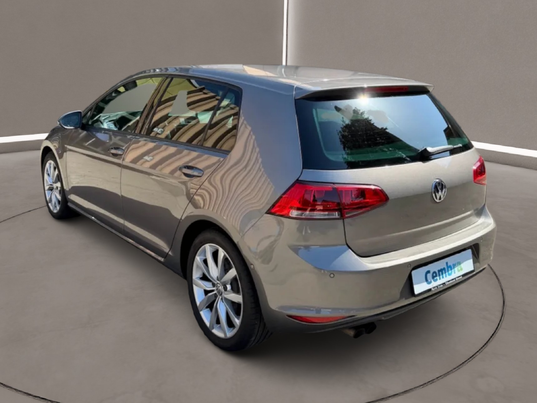 VW Golf 1.4 TSI Highline DSG Frisch ab MFK&Service&Zahnrieme gewechselt neu-image-5