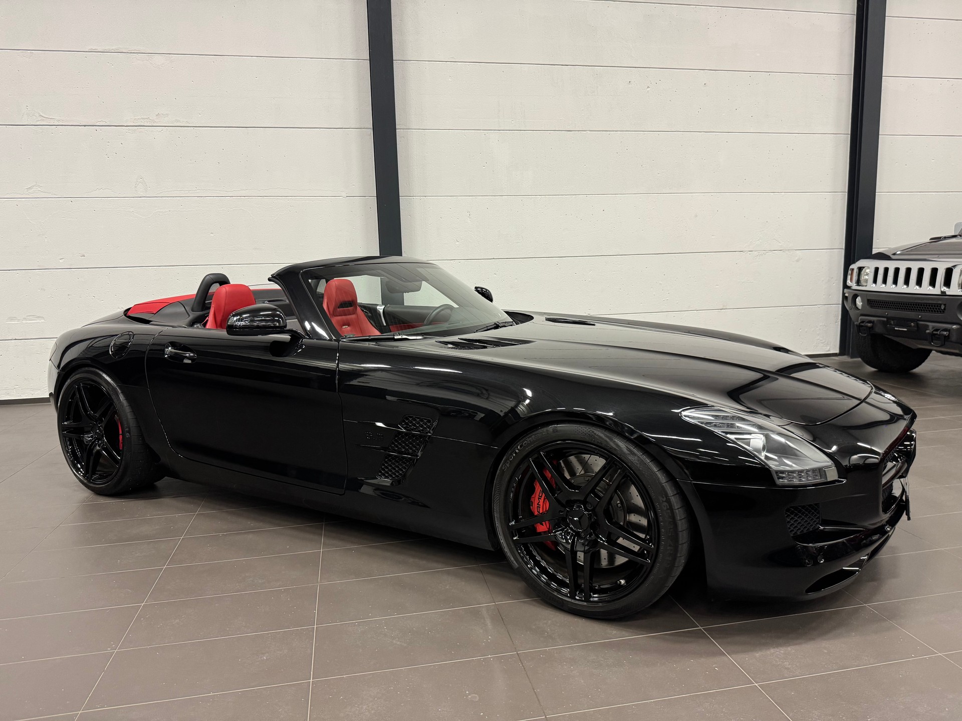 MERCEDES-BENZ SLS 63 AMG Speedshift-image-3