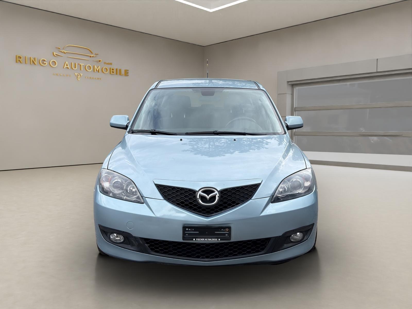 MAZDA 3-image-9