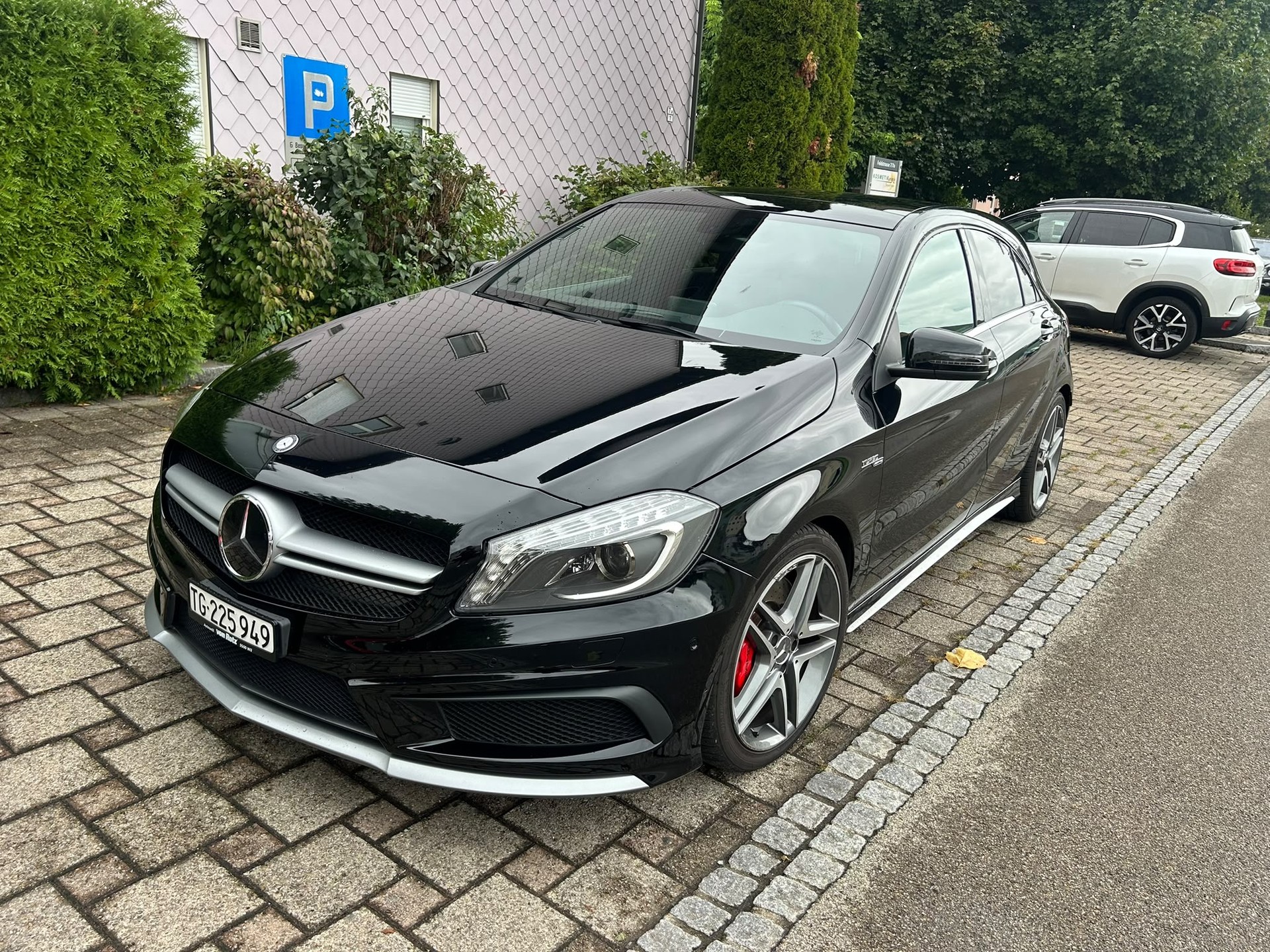 MERCEDES-BENZ A 45 AMG 4m-image-5