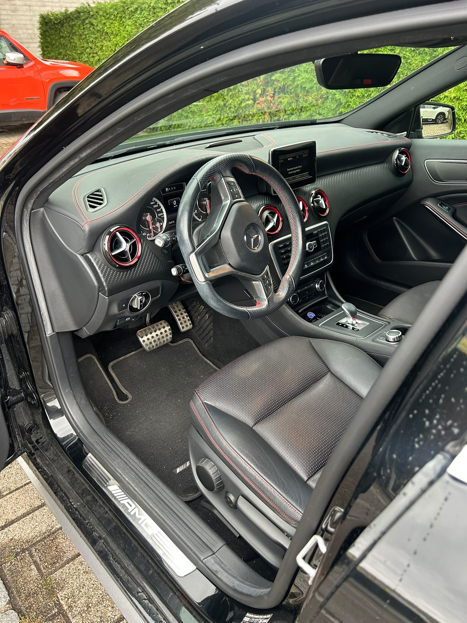 MERCEDES-BENZ A 45 AMG 4m-image-1