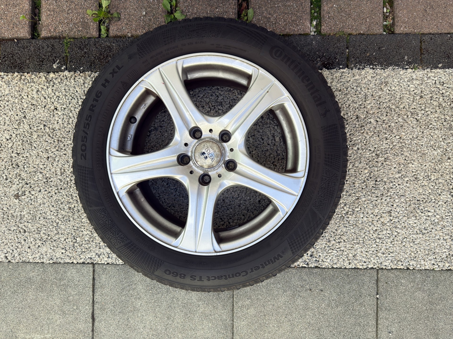 MERCEDES-BENZ A 200 AMG Line 7G-DCT-image-17
