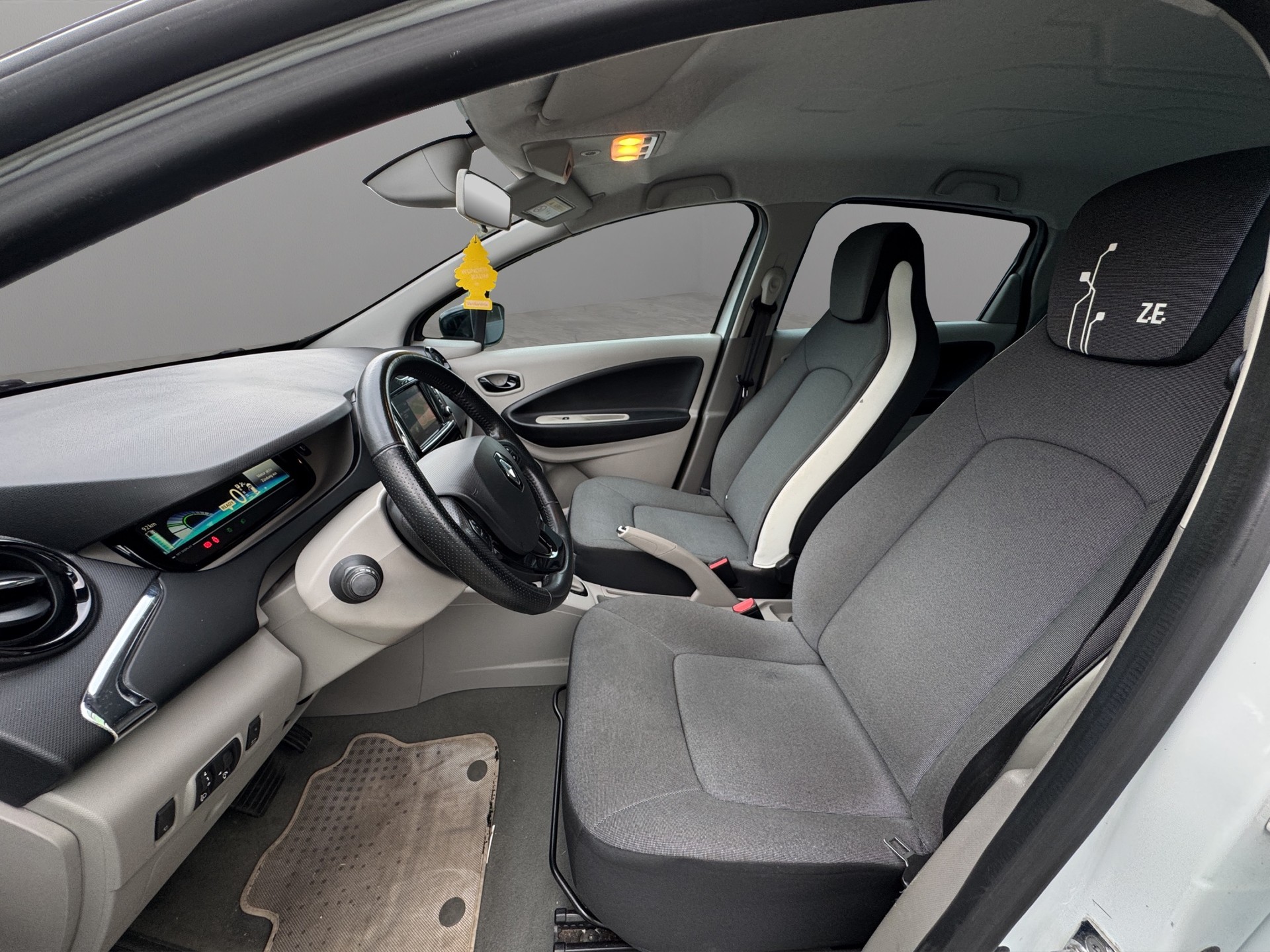 RENAULT Zoe Life Q210-image-8