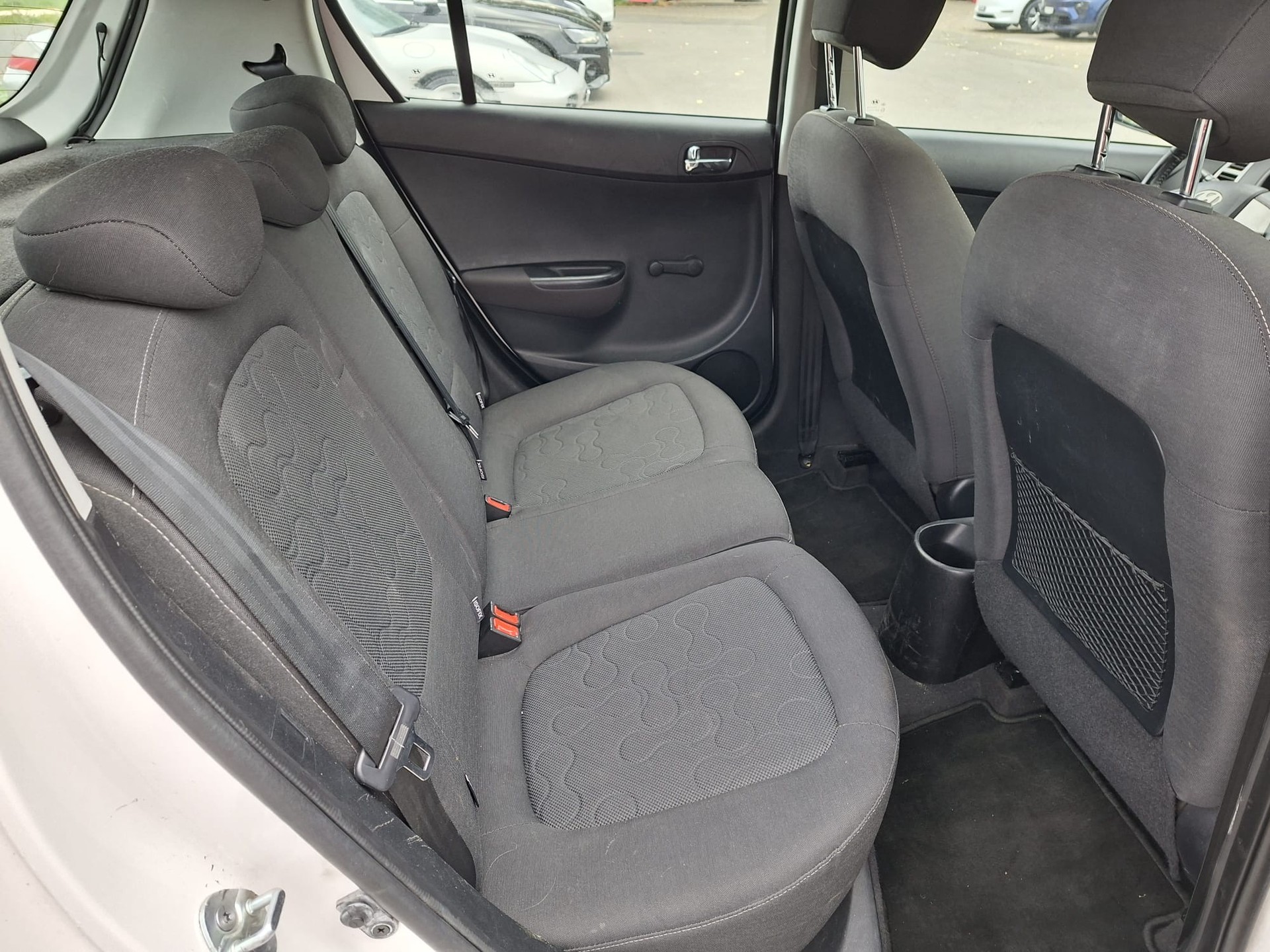 HYUNDAI i20 1.2 Comfort-image-7