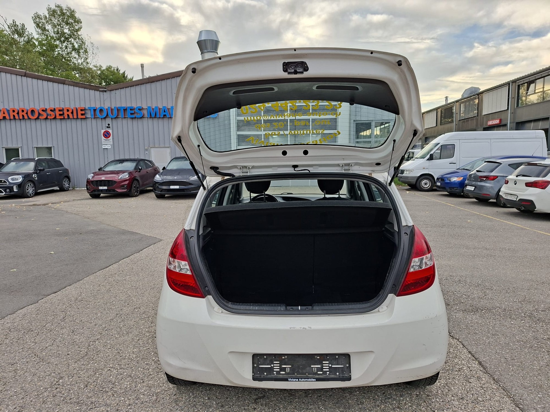 HYUNDAI i20 1.2 Comfort-image-11