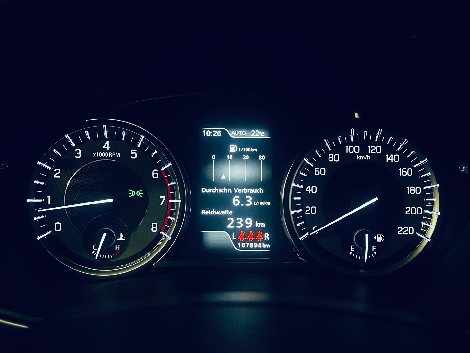SUZUKI Vitara 1.4 Boosterjet Compact + Hybrid 4x4-image-16