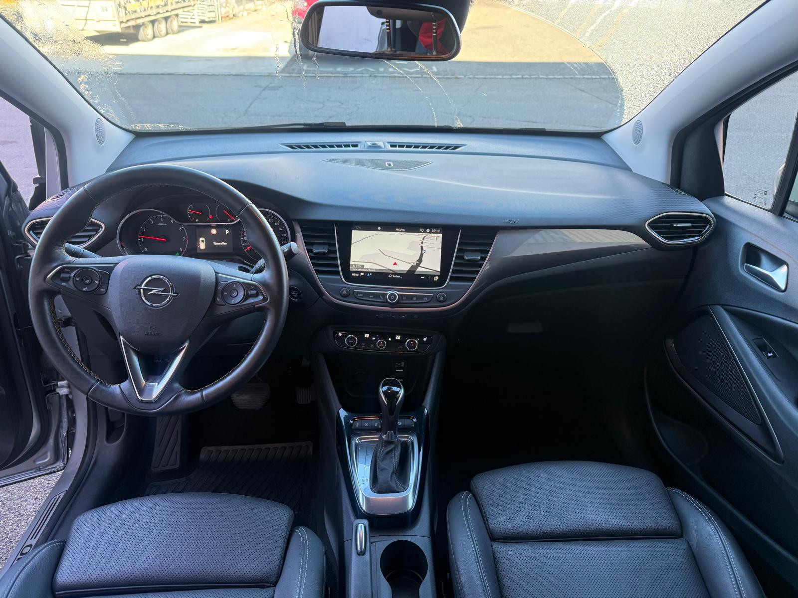 OPEL Crossland X 1.2T Ultimate-image-4