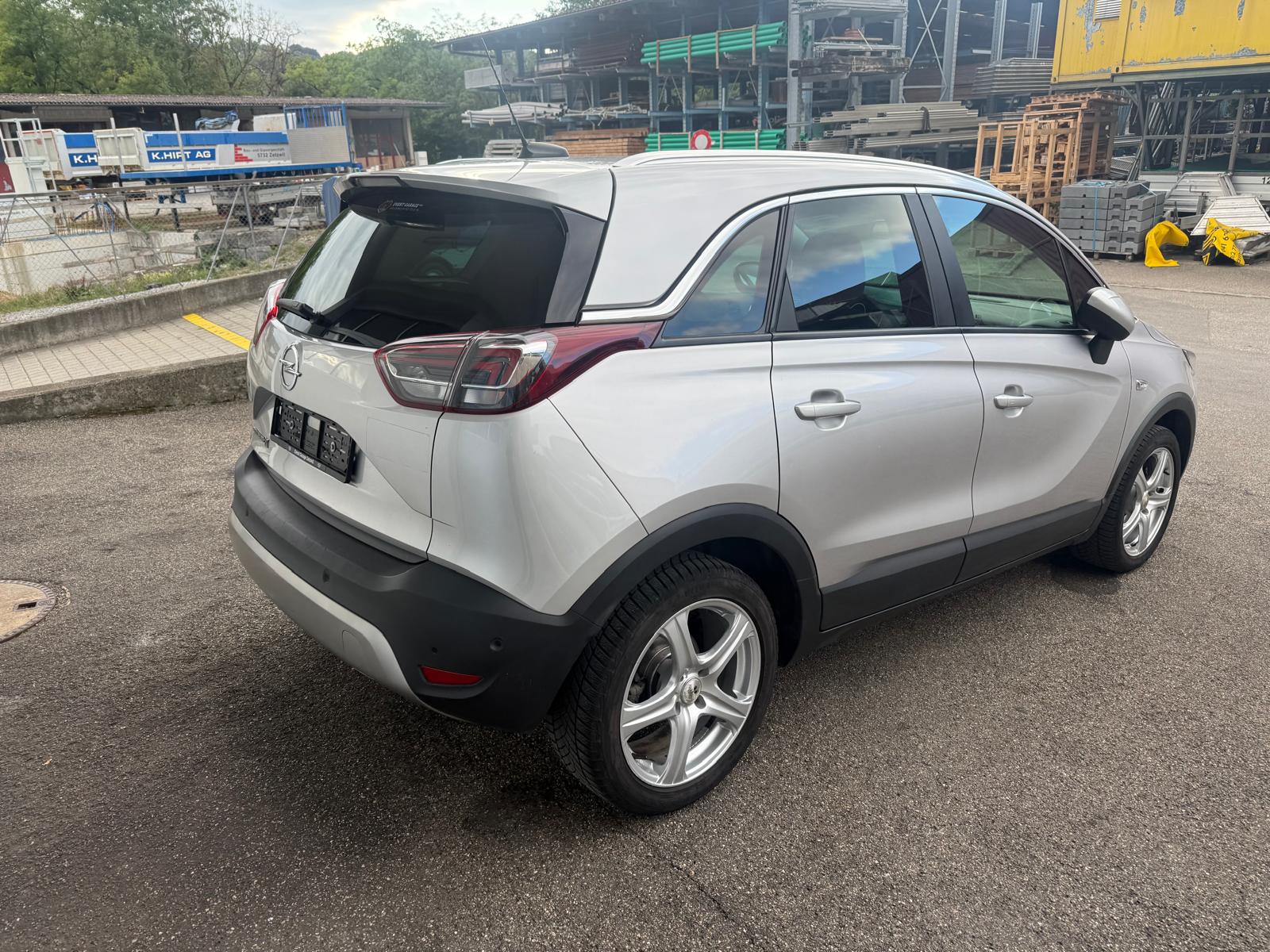 OPEL Crossland X 1.2T Ultimate-image-2