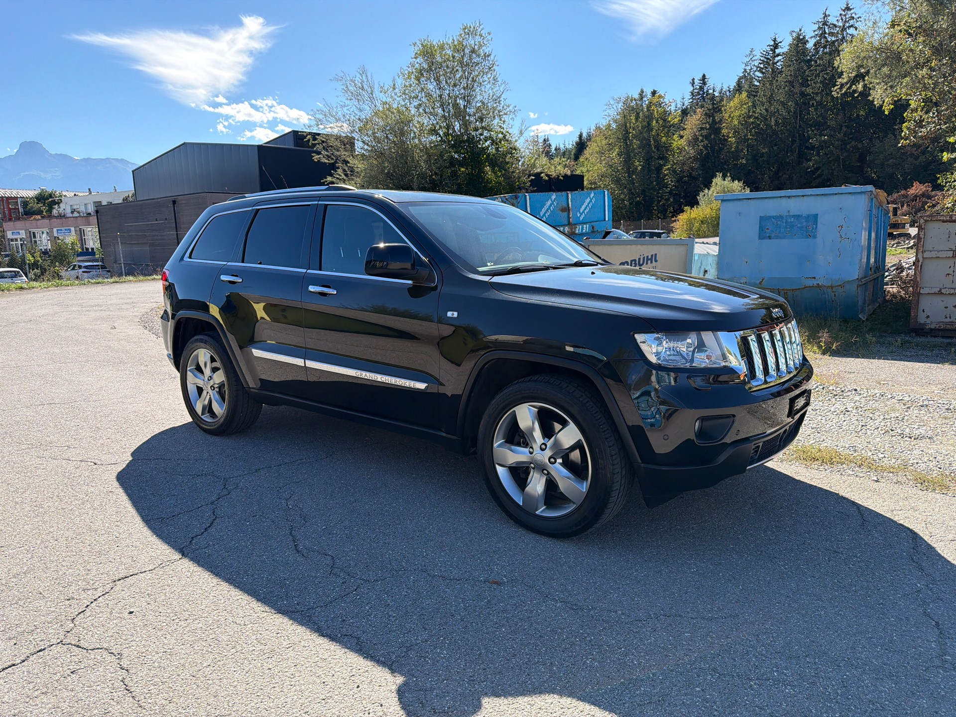 JEEP Grand Cherokee 5.7 HEMI V8 Overland Automatic-image-6
