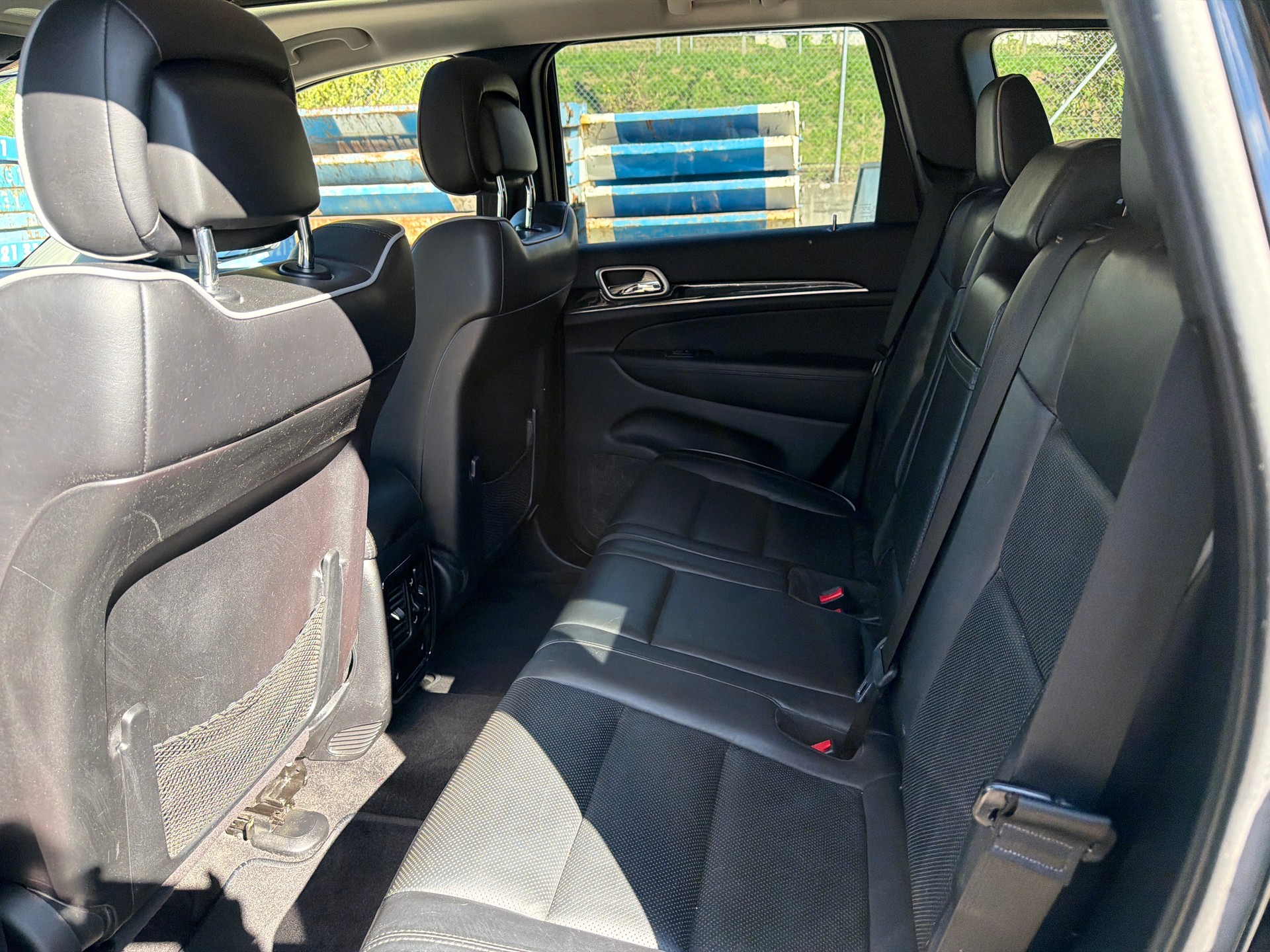 JEEP Grand Cherokee 5.7 HEMI V8 Overland Automatic-image-10