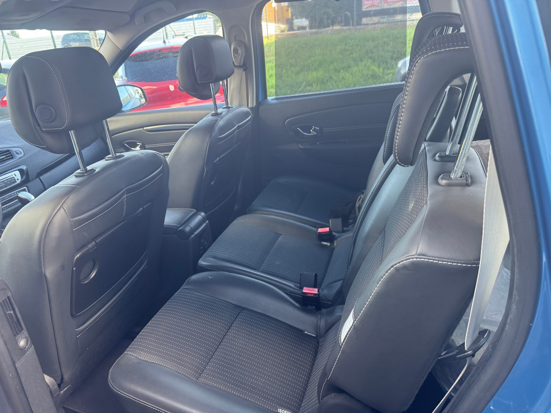 RENAULT Grand Scénic 1.5 dCi Bose EDC-image-9