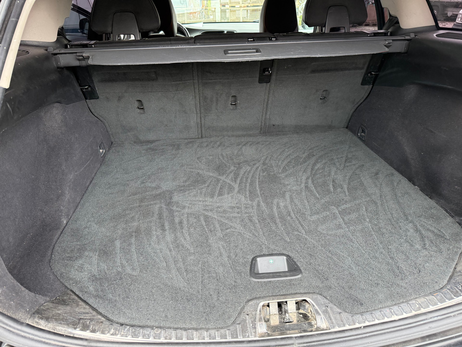 VOLVO V60 Cross Country D3 Kinetic Geartronic-image-8