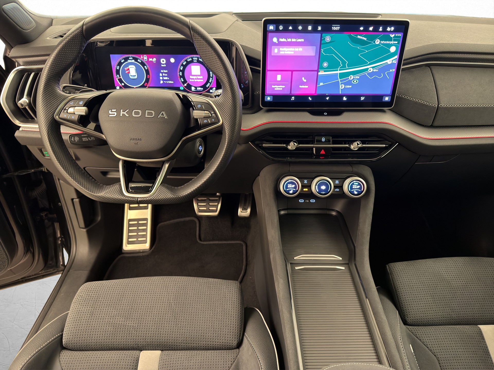 SKODA Kodiaq 2.0 TSI SportLine-image-13