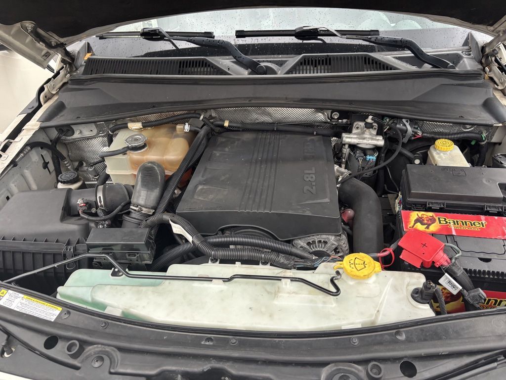 DODGE Nitro 2.8 CRD R/T Automatic-image-6