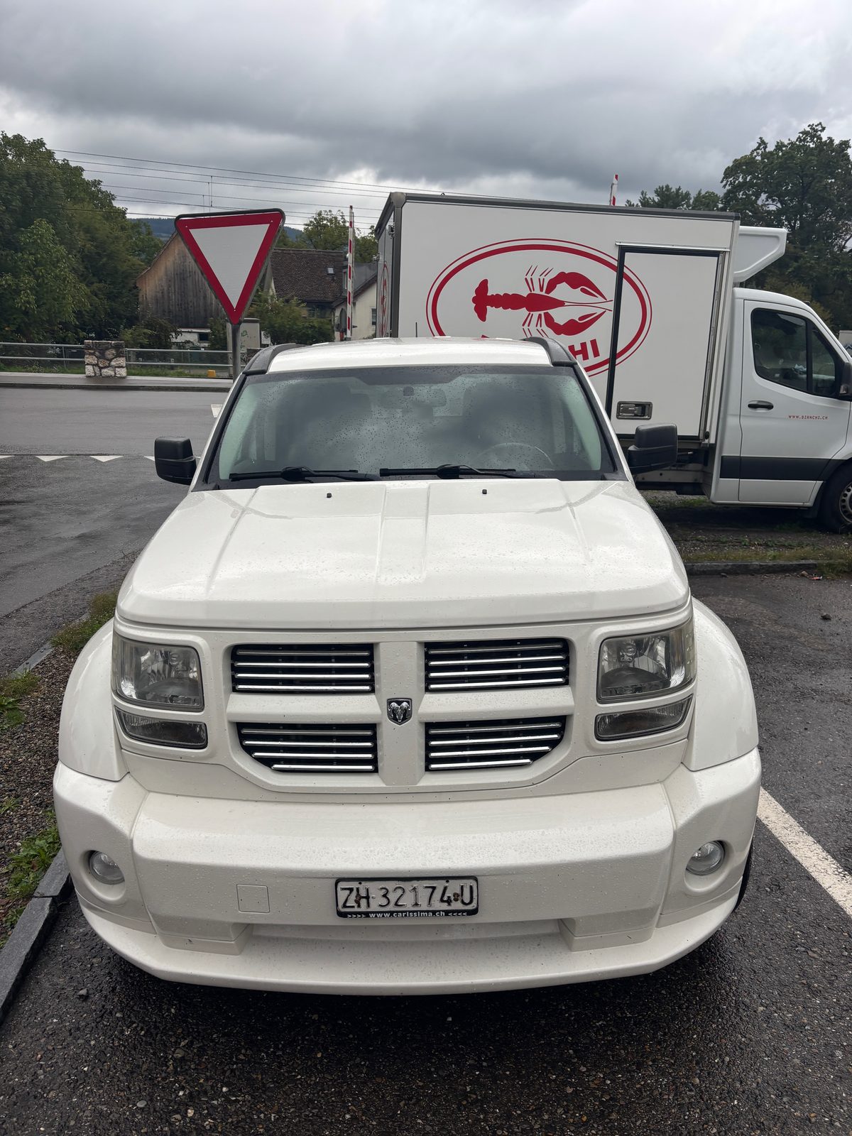 DODGE Nitro 2.8 CRD R/T Automatic-image-1