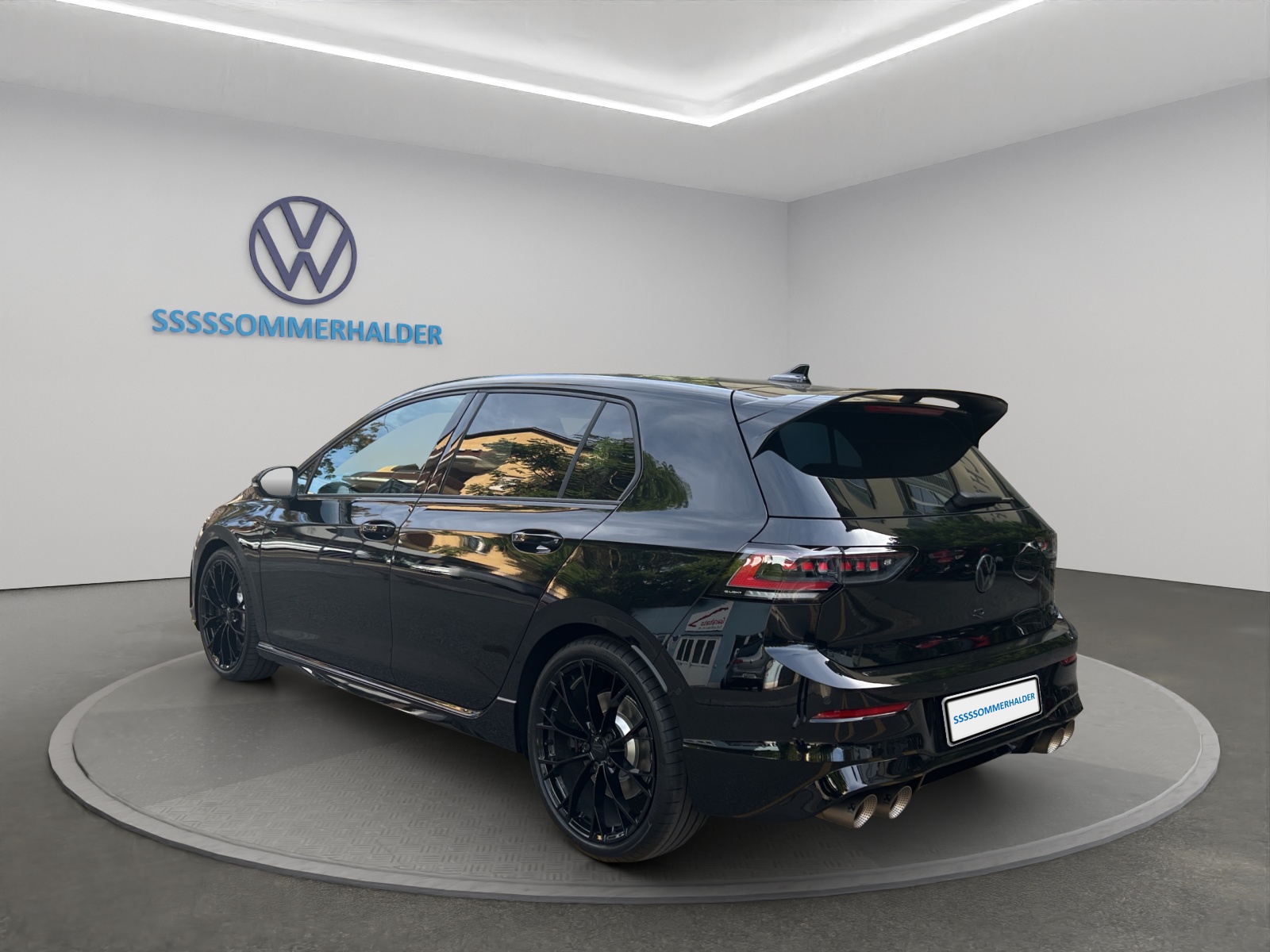 VW Golf 2.0 TSI R DSG 4 Motion-image-2