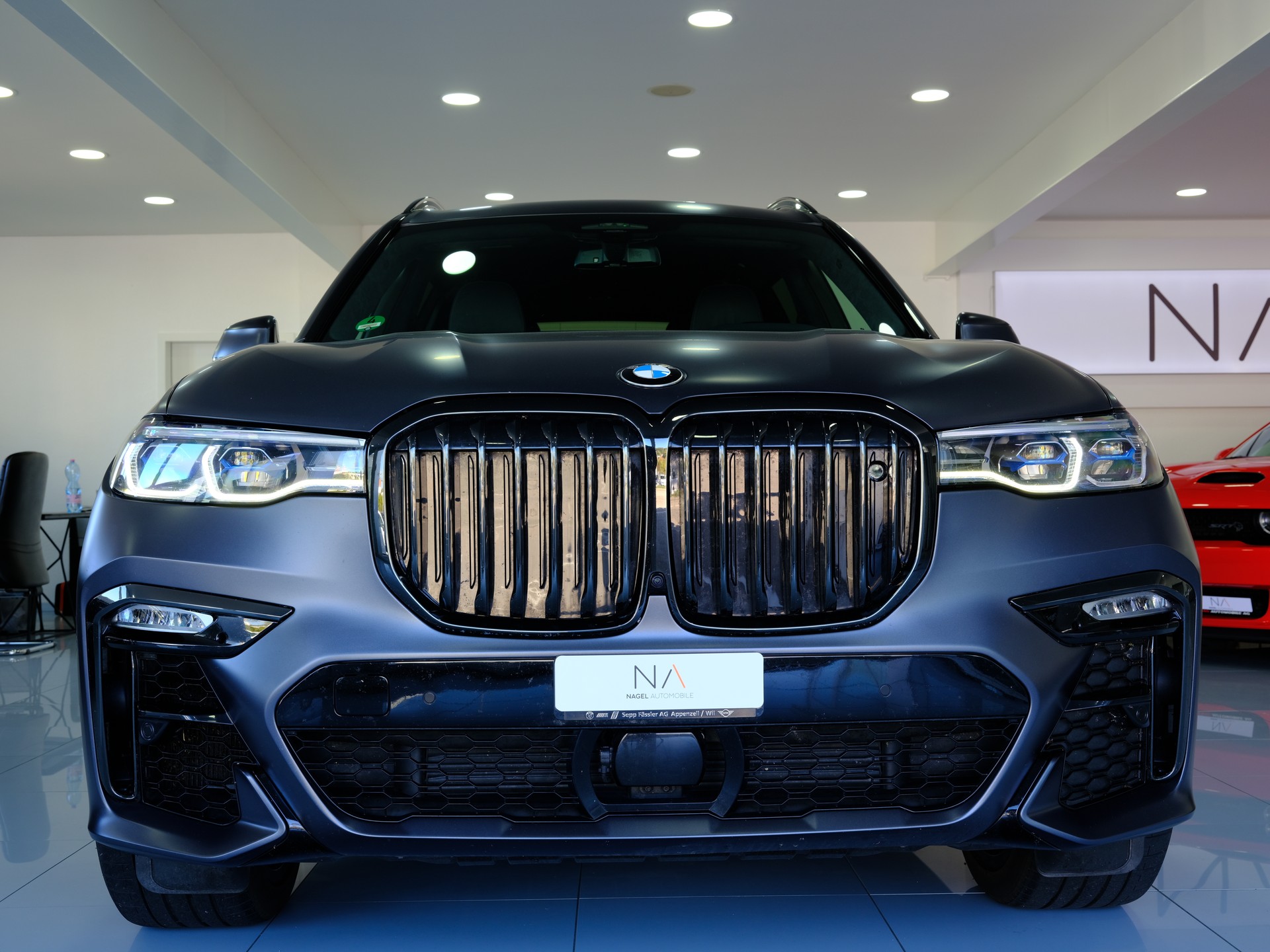 BMW X7 xDrive M50i Steptronic *EDITION DARK SHADOW* *6-SITZER*-image-2